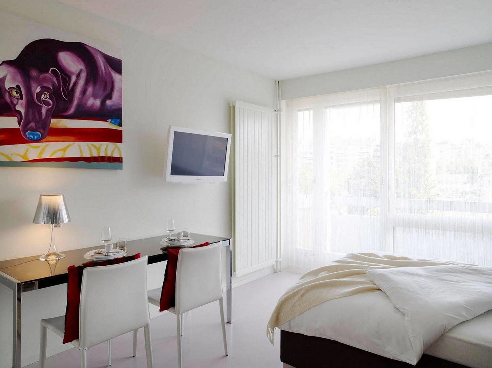 Visionapartments Rue Caroline - Contactless Check-In Lausanne Exterior foto